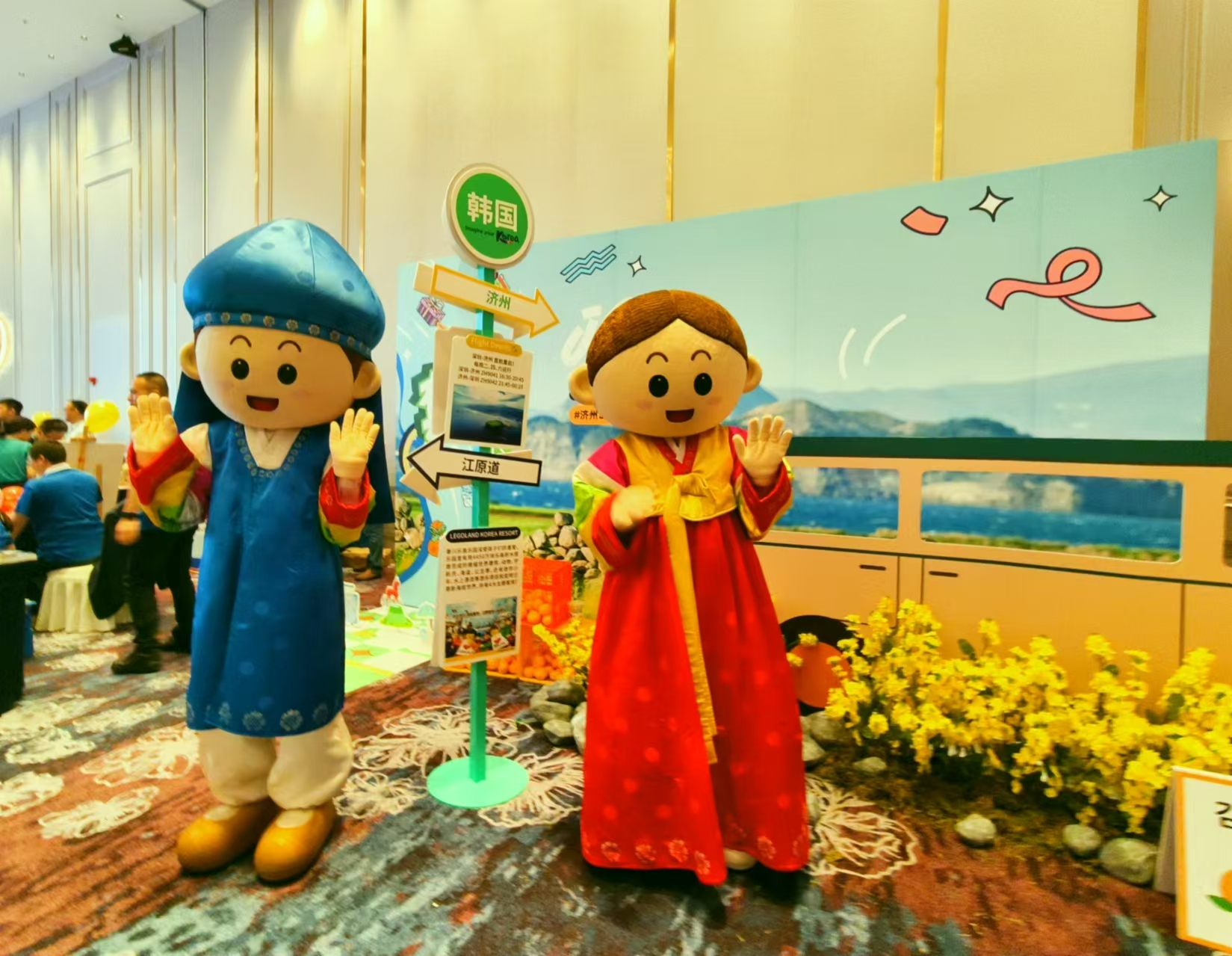 荣耀70·向新而行！深圳国旅新景界70周年庆典暨暑期客户节隆重举行(图5)