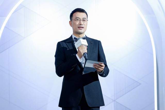 HUAWEI Pura 70锐意风尚之夜见证时尚与科技的完美融合(图3) HUAWEI Pura 70锐意风尚之夜见证时尚与科技的完美融合(图3)