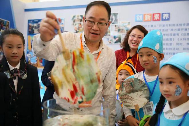 上海教博会人气排行榜第一名！闵行这所小学的“流量密码”是……(图9)
