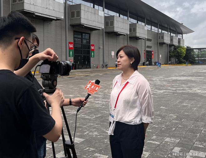 网翎携中国首款民用宽带卫星终端亮相2024MWC上海(图3) 网翎携中国首款民用宽带卫星终端亮相2024MWC上海(图3)