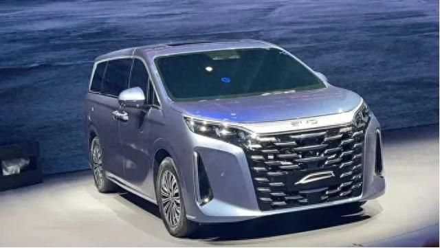 比亚迪夏、阿维塔07、极氪7X领衔2024