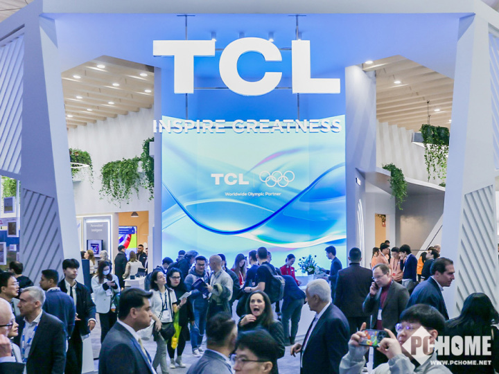 TCL华星MWC展台探秘 视觉升级兼顾低功耗护眼